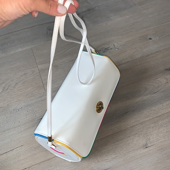 RO-EL Vintage White Structured TurnLock Bag - Picture 2 of 11